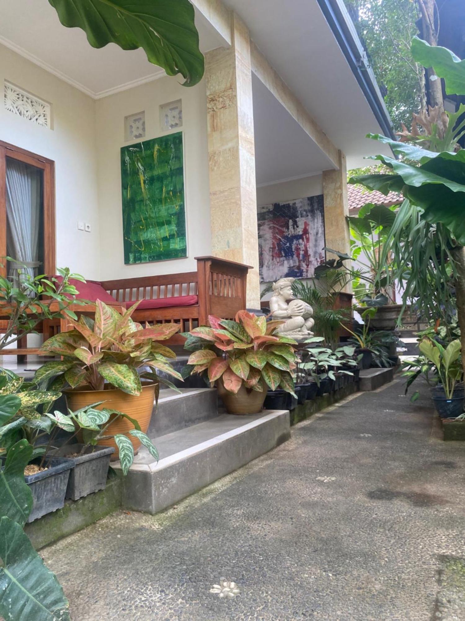 Gus Arditya Homestay Убуд Экстерьер фото